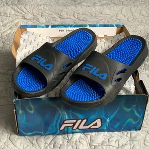 NWT Fila Driftonic Massage men’s slides in size US 13